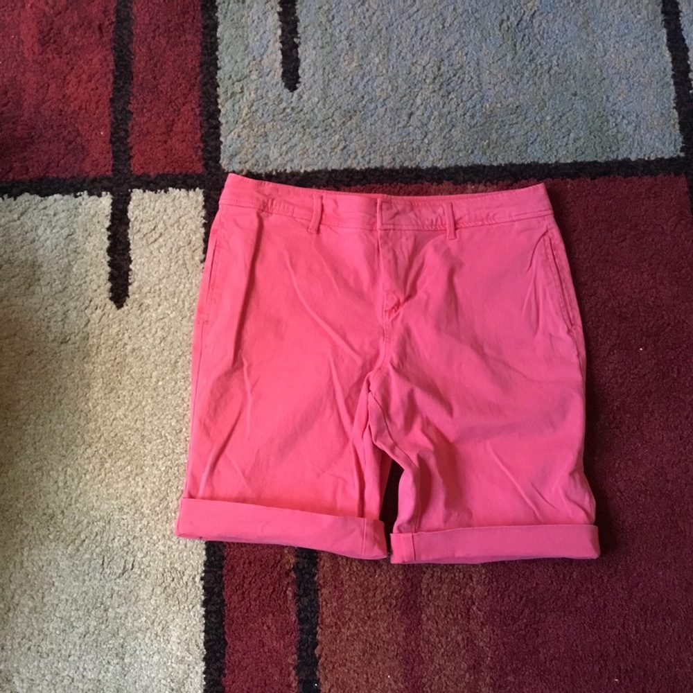 C&C California coral shorts size 10